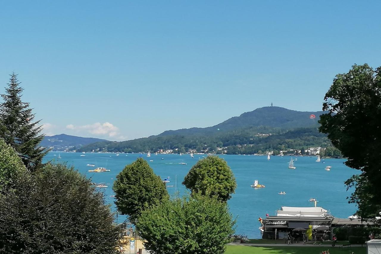 Апартаменты Das Karawankenplatz! Haus Der Geschenke-Carinthia Фельден-ам-Вёртер-Зе Экстерьер фото